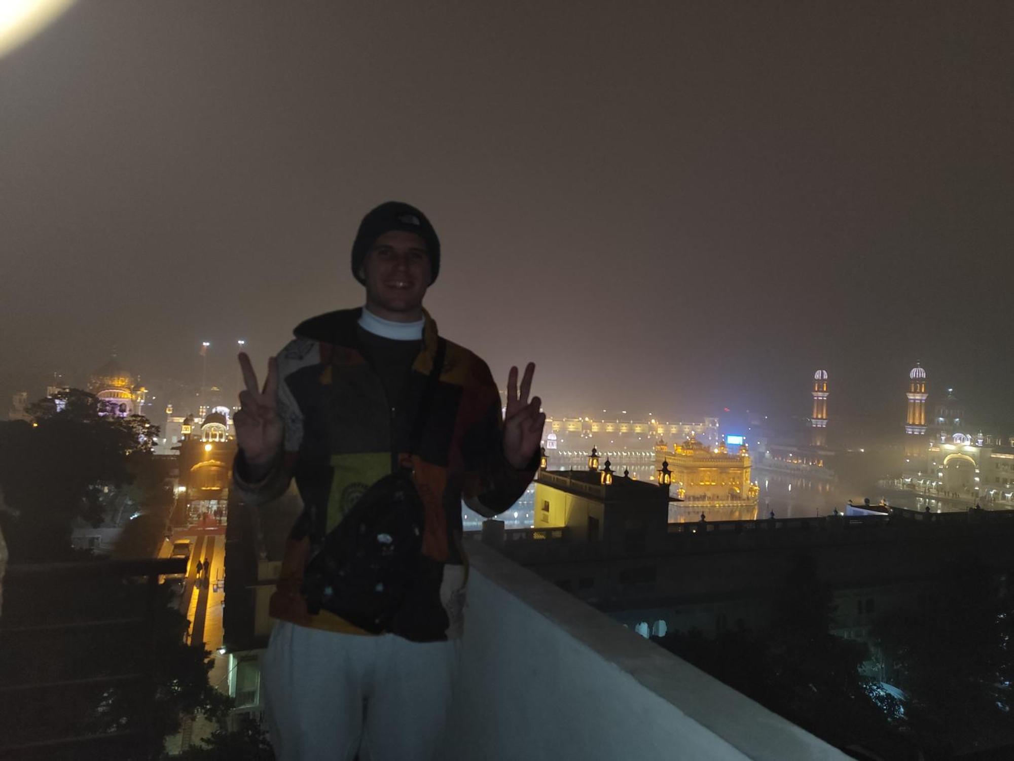 4N Homestay- Golden Temple View Амритсар Екстериор снимка